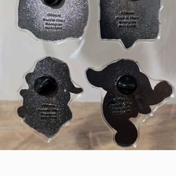 Nightmare before Christmas disney 4 piece metal pin set new - Picture 3 of 3